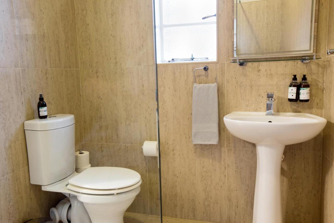 Melville Gap Guesthouse Йоханесбург Екстериор снимка